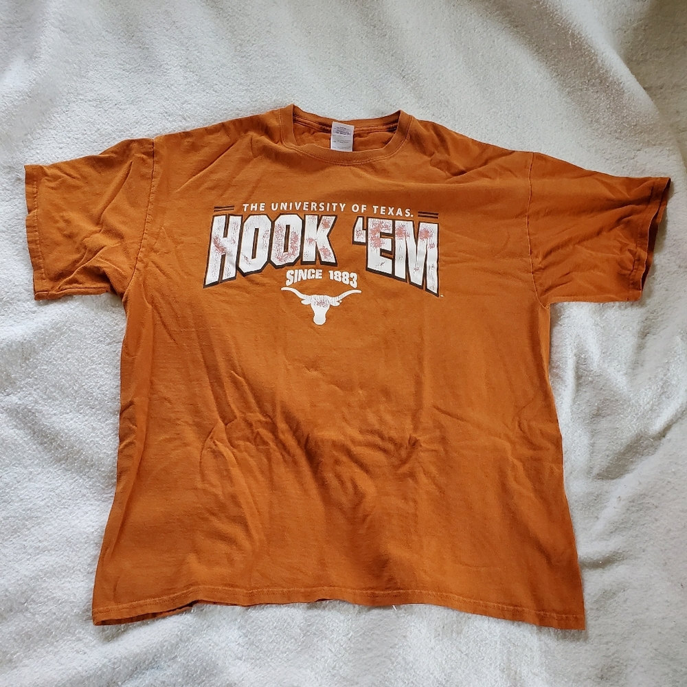 The University of Texas Hook 'Em Distressed T-Shirt, Sz XL
